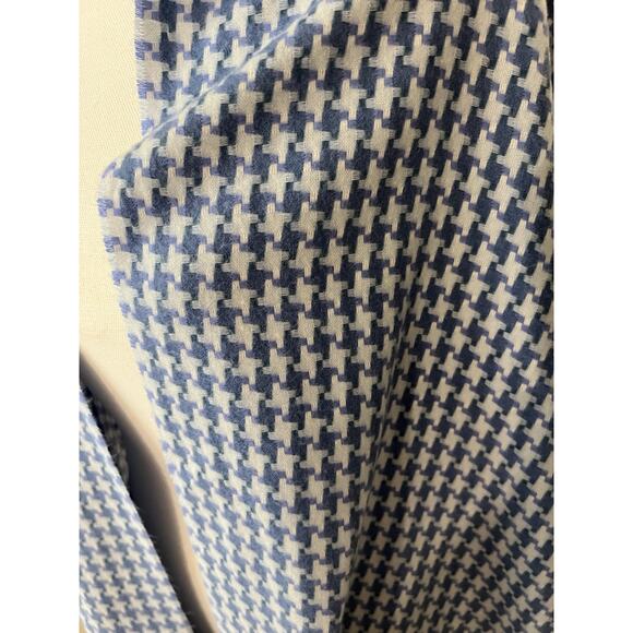 Cashmink V Fraas Blue Houndstooth Fringed Rectangle Scarf 16 X 64 - Picture 2 of 4
